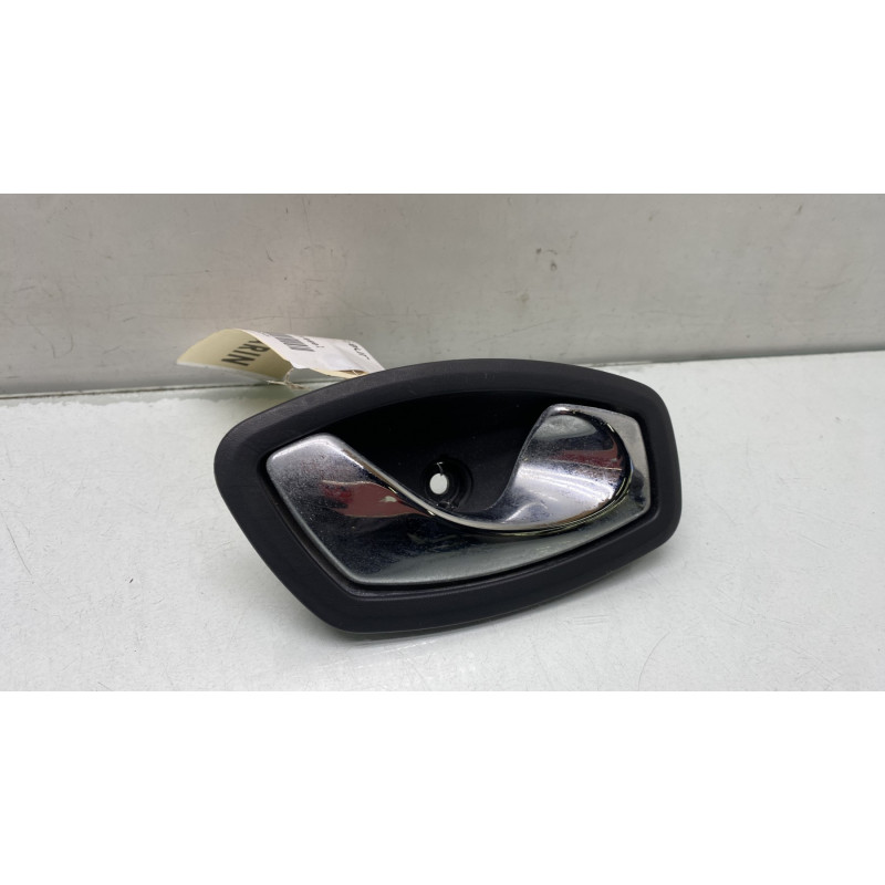 Poignee interieur arriere droit RENAULT CLIO 4 Photo n°1