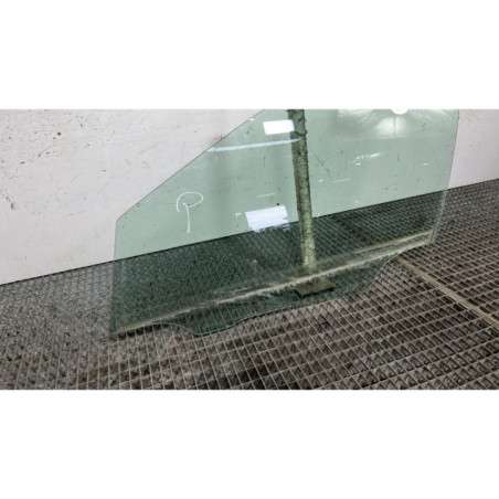 Vitre avant gauche MERCEDES CLASSE R 251