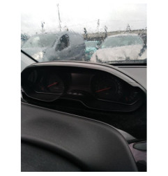 Poignee porte avant gauche PEUGEOT 208 1