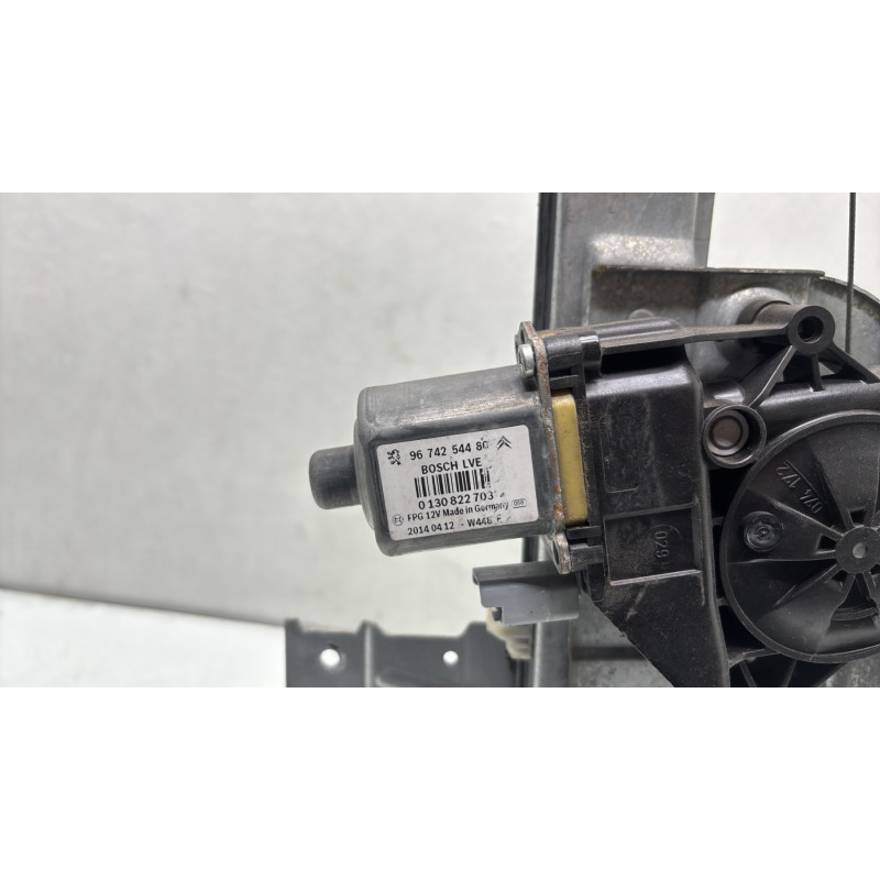 Leve vitre electrique avant gauche PEUGEOT 208 1 Photo n°5