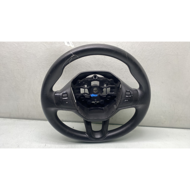 Volant PEUGEOT 208 1 Photo n°1