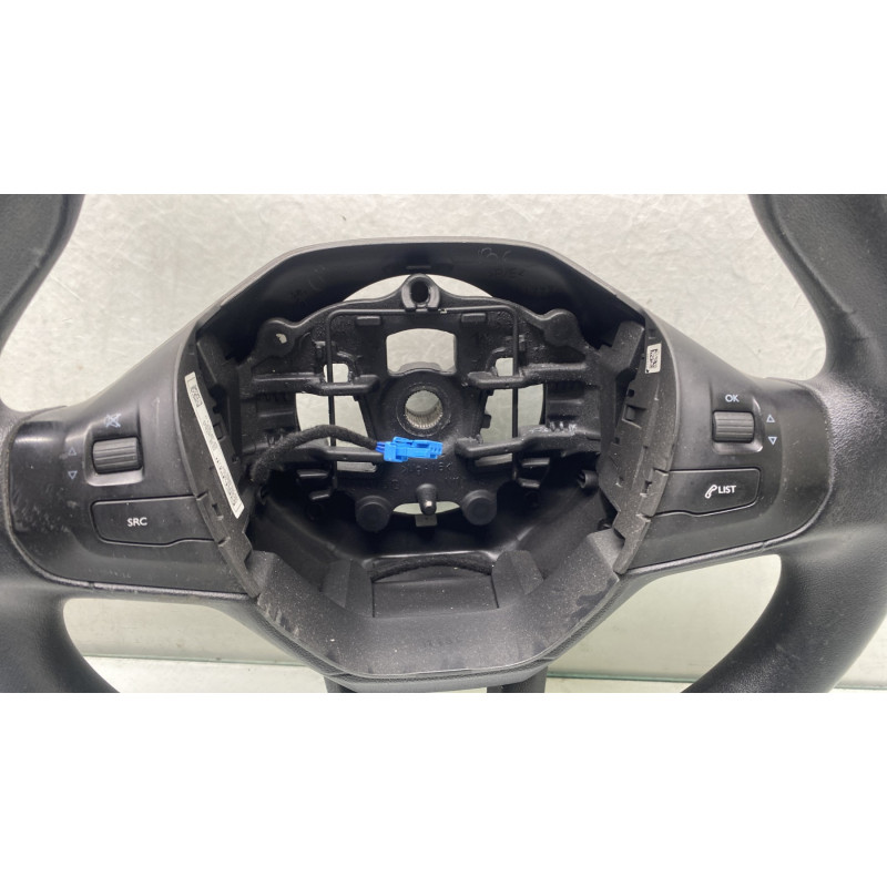 Volant PEUGEOT 208 1 Photo n°2