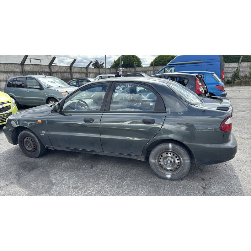 Feu arriere secondaire droit (feux) DAEWOO LANOS Photo n°9