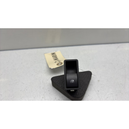 Interrupteur de leve vitre arriere droit OPEL ZAFIRA B Photo n°1