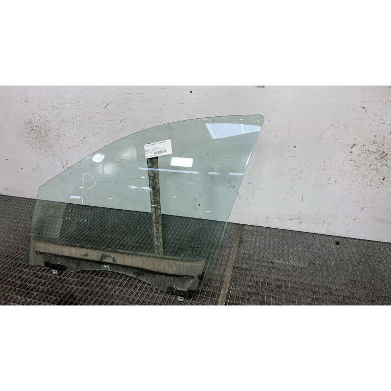 Vitre avant gauche RENAULT SCENIC 3 Photo n°3