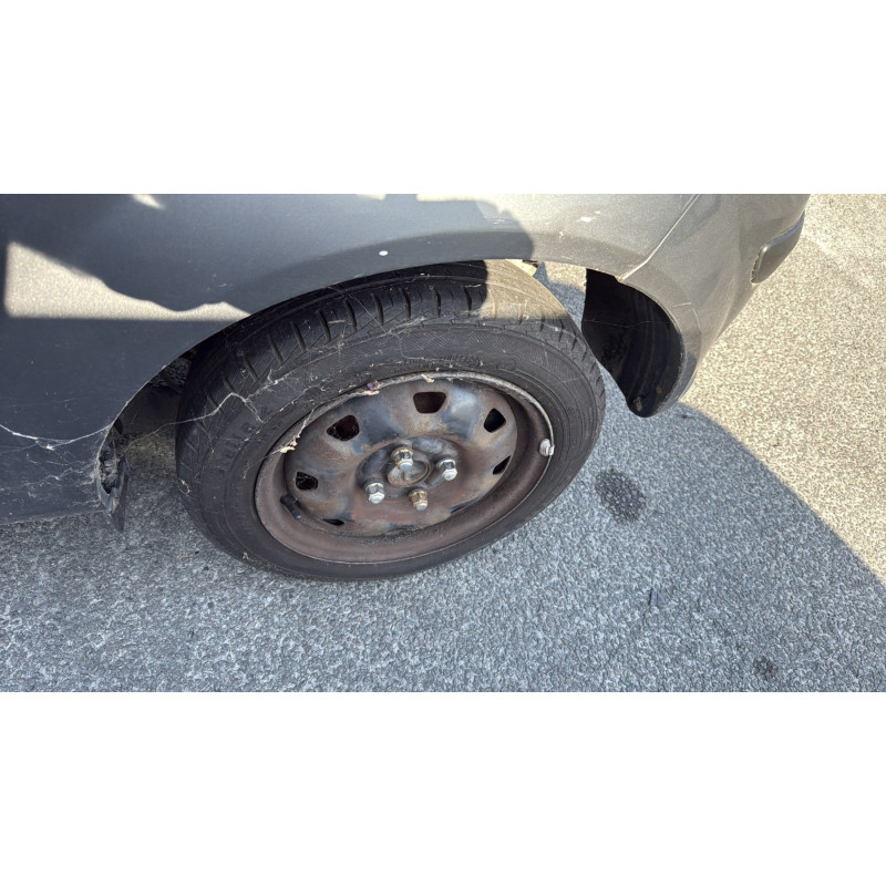 Serrure avant gauche HYUNDAI GETZ Photo n°14