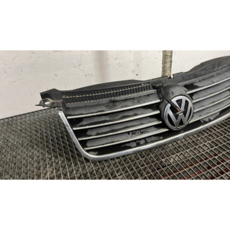 Calandre VOLKSWAGEN PASSAT 4