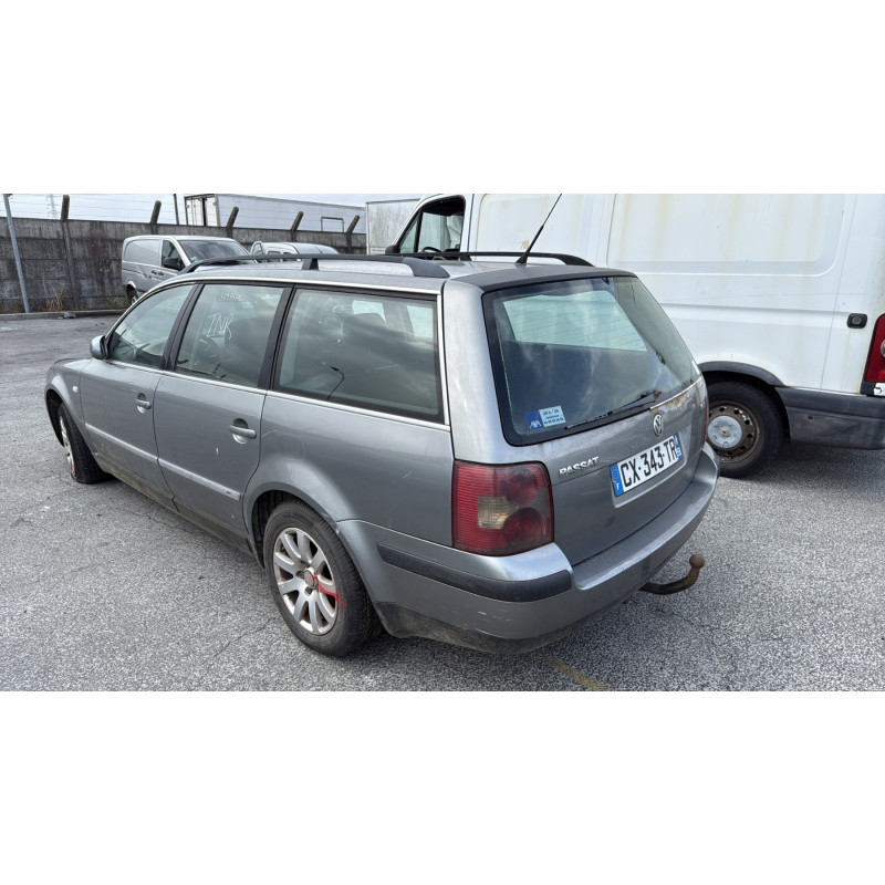 Calandre VOLKSWAGEN PASSAT 4 Photo n°8