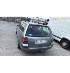 Calandre VOLKSWAGEN PASSAT 4