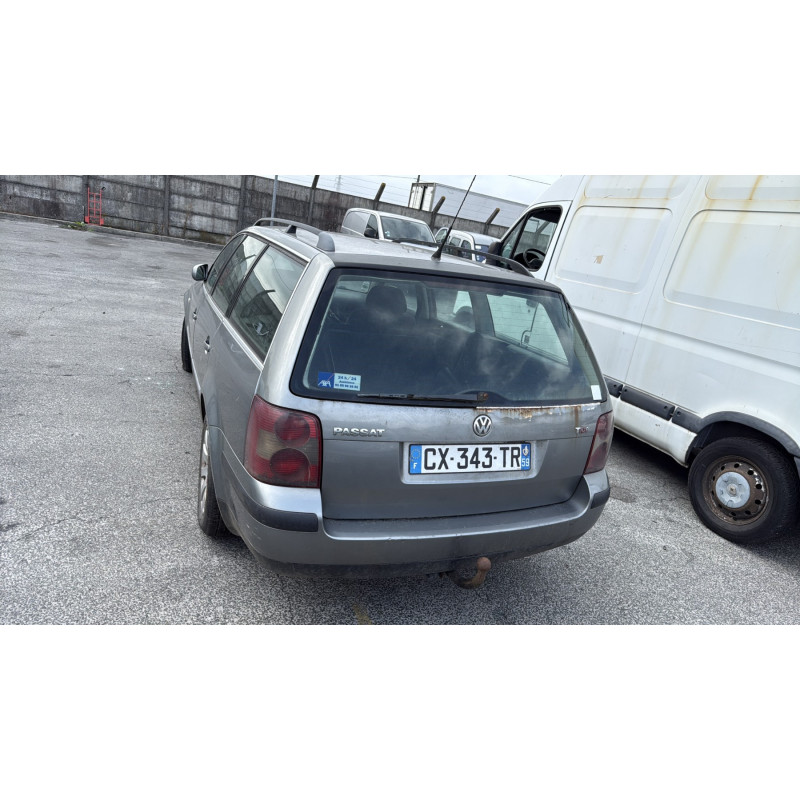 Pare choc avant VOLKSWAGEN PASSAT 4 Photo n°11