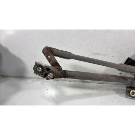 Moteur essuie glace avant VOLKSWAGEN PASSAT 4