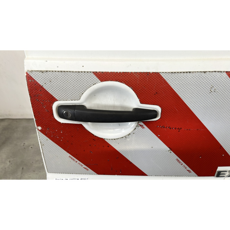 Porte de coffre droit PEUGEOT EXPERT 2 Photo n°5