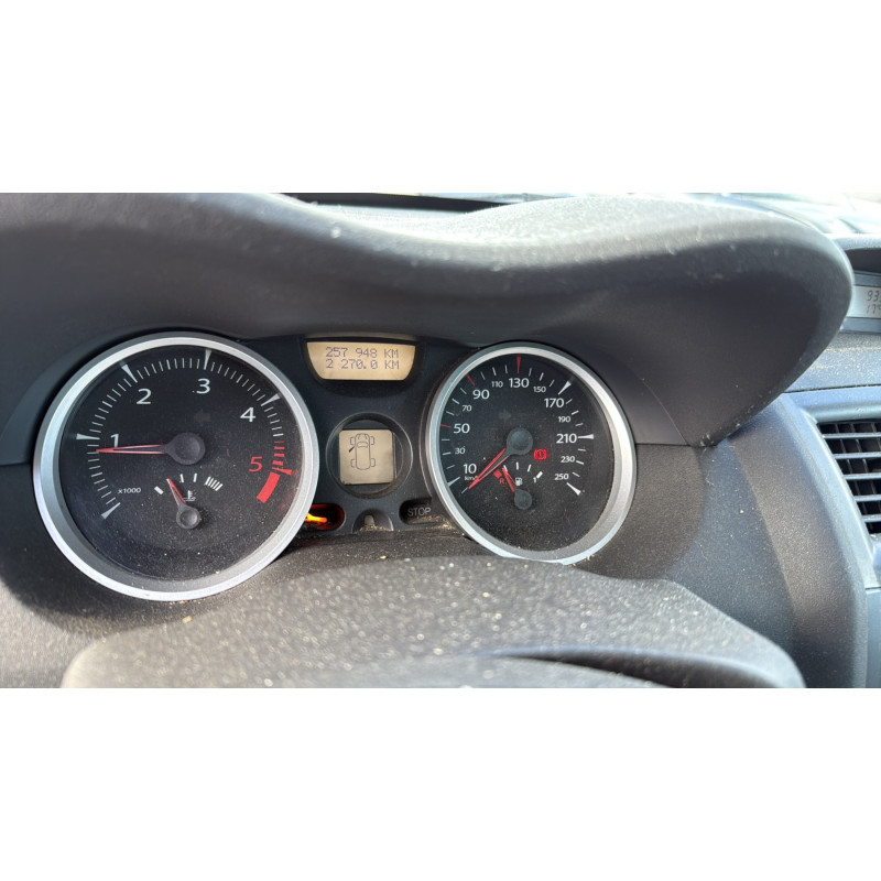 Pare choc arriere RENAULT MEGANE 2 Photo n°19