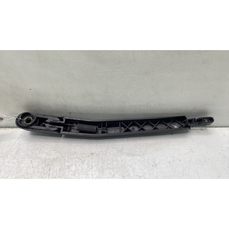 Bras essuie glace arriere OPEL CORSA D Photo n°2