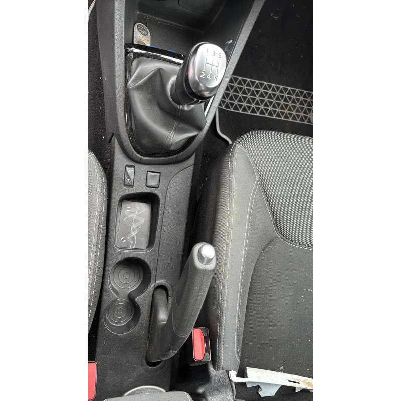Feu arriere secondaire droit (feux) RENAULT CLIO 4 Photo n°20
