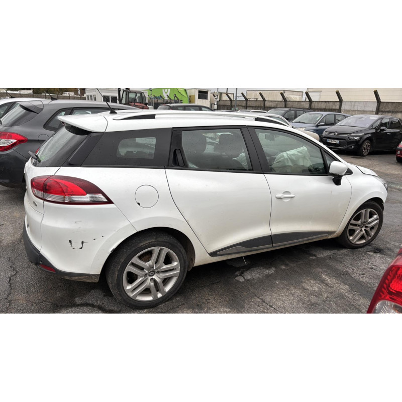 Feu arriere stop central RENAULT CLIO 4 Photo n°18