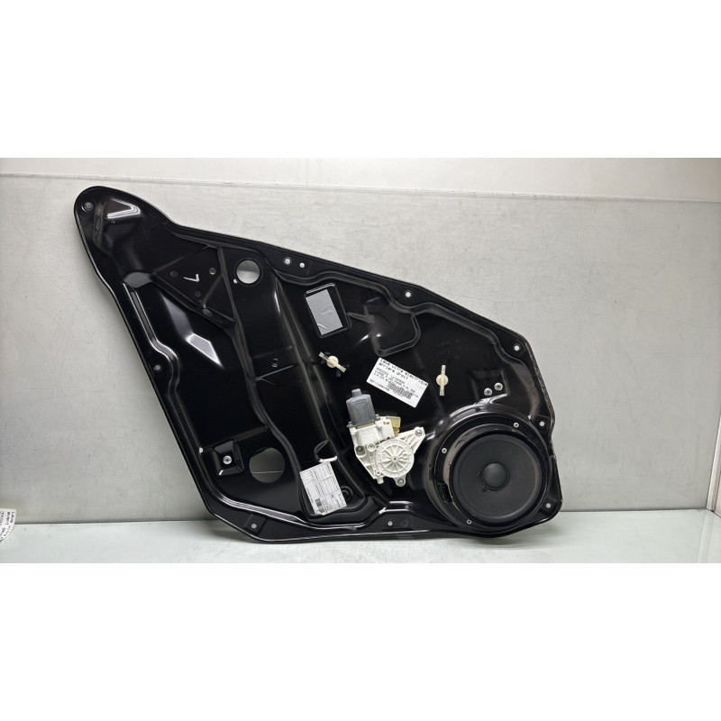 Leve vitre electrique arriere droit MERCEDES CLASSE M 164 Photo n°1