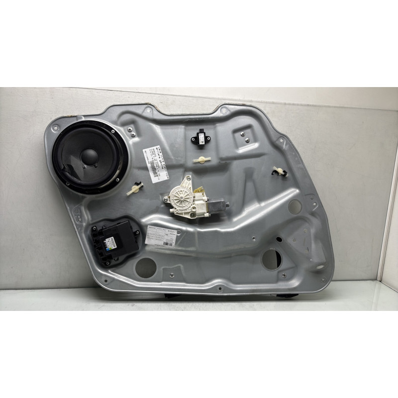 Leve vitre electrique arriere gauche MERCEDES CLASSE M 164 Photo n°1