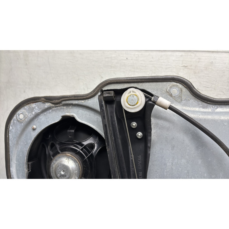 Leve vitre electrique avant droit MERCEDES CLASSE M 164 Photo n°6
