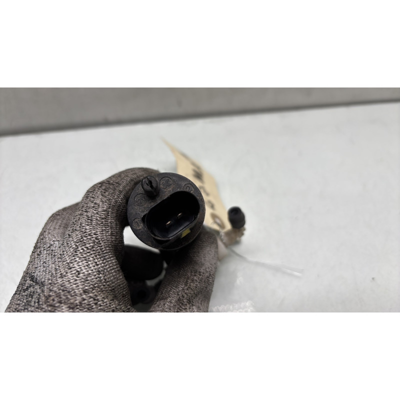 Pompe lave glace avant MERCEDES CLASSE M 164 Photo n°4