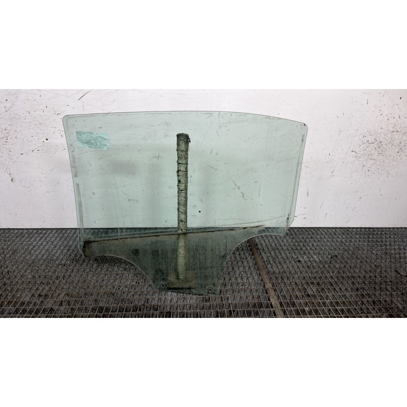 Vitre arriere droit CITROEN C3 3 Photo n°4