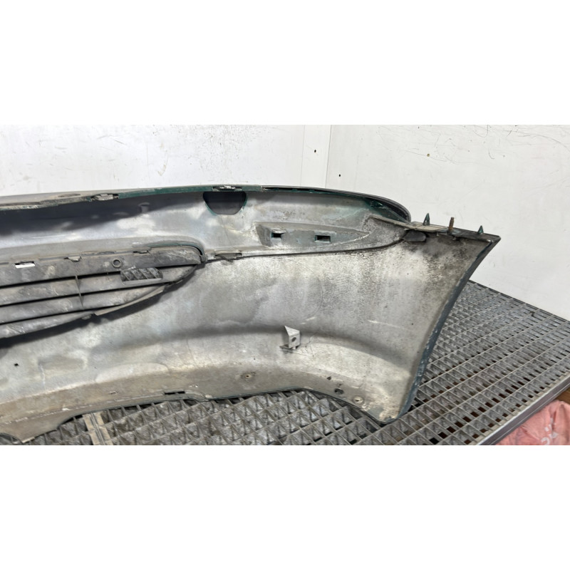 Pare choc avant PEUGEOT 206 Photo n°4