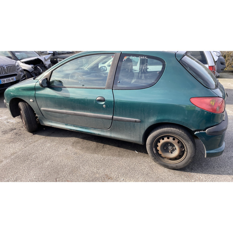 Pare choc avant PEUGEOT 206 Photo n°12