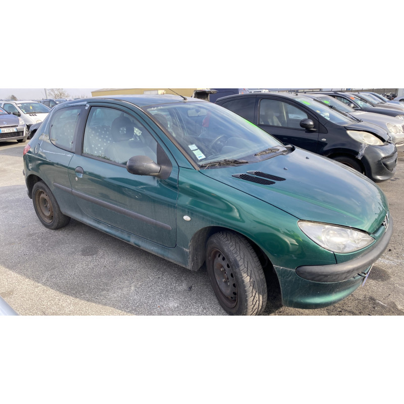 Pare choc avant PEUGEOT 206 Photo n°13