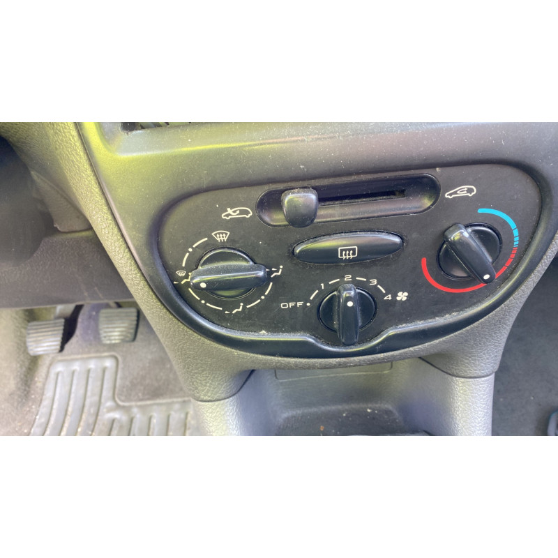 Pare choc avant PEUGEOT 206 Photo n°19