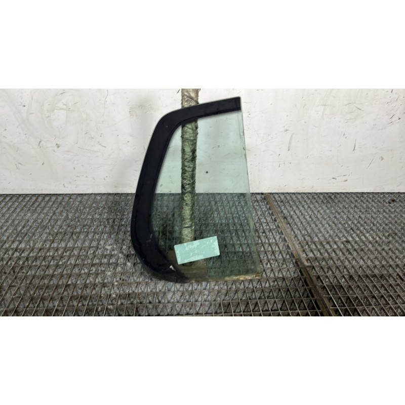 Custode arriere gauche (porte) VOLKSWAGEN GOLF 5 Photo n°4
