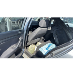 Vitre arriere gauche VOLKSWAGEN GOLF 5