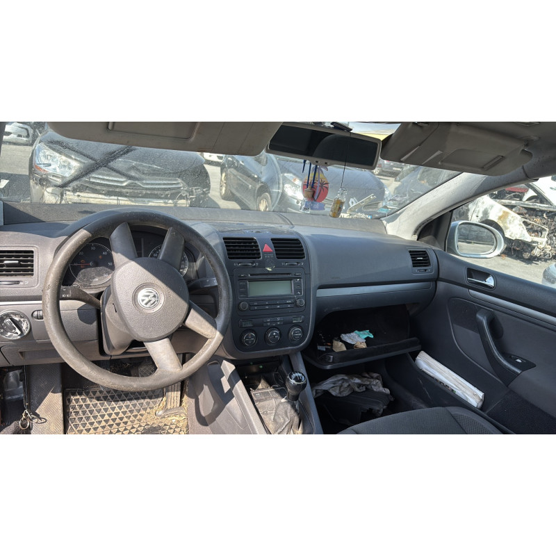 Vitre arriere gauche VOLKSWAGEN GOLF 5 Photo n°19
