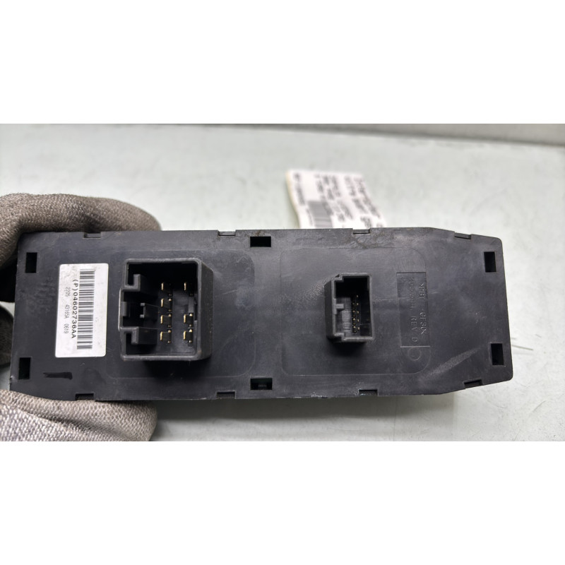 Interrupteur de leve vitre avant gauche CHRYSLER 300C Photo n°3