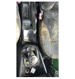 Vitre arriere droit VOLKSWAGEN GOLF 4