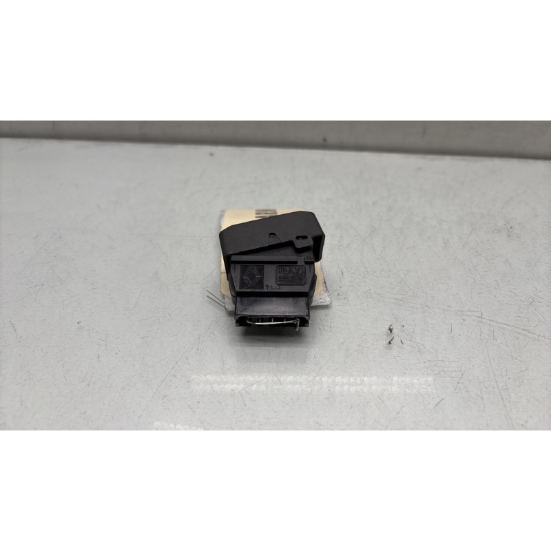 Commande degivrage lunette arriere RENAULT CLIO 1 Photo n°2