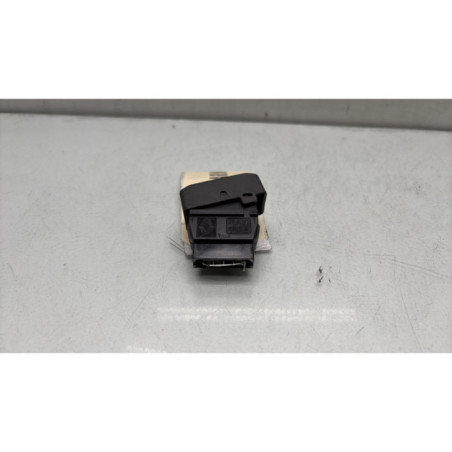 Commande degivrage lunette arriere RENAULT CLIO 1