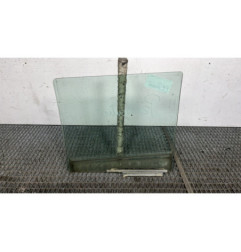Vitre arriere droit SUZUKI SWIFT 3