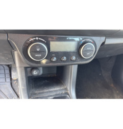 Vitre arriere droit SUZUKI SWIFT 3