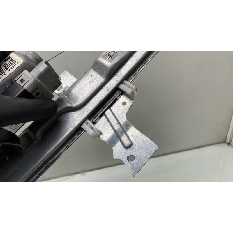 Leve vitre electrique avant gauche PEUGEOT 207 Photo n°5