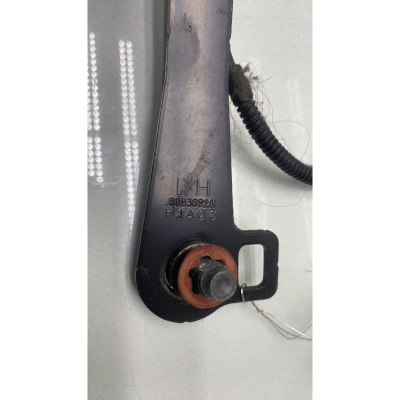 Attache ceinture avant gauche KIA CEE-D 1 Photo n°5