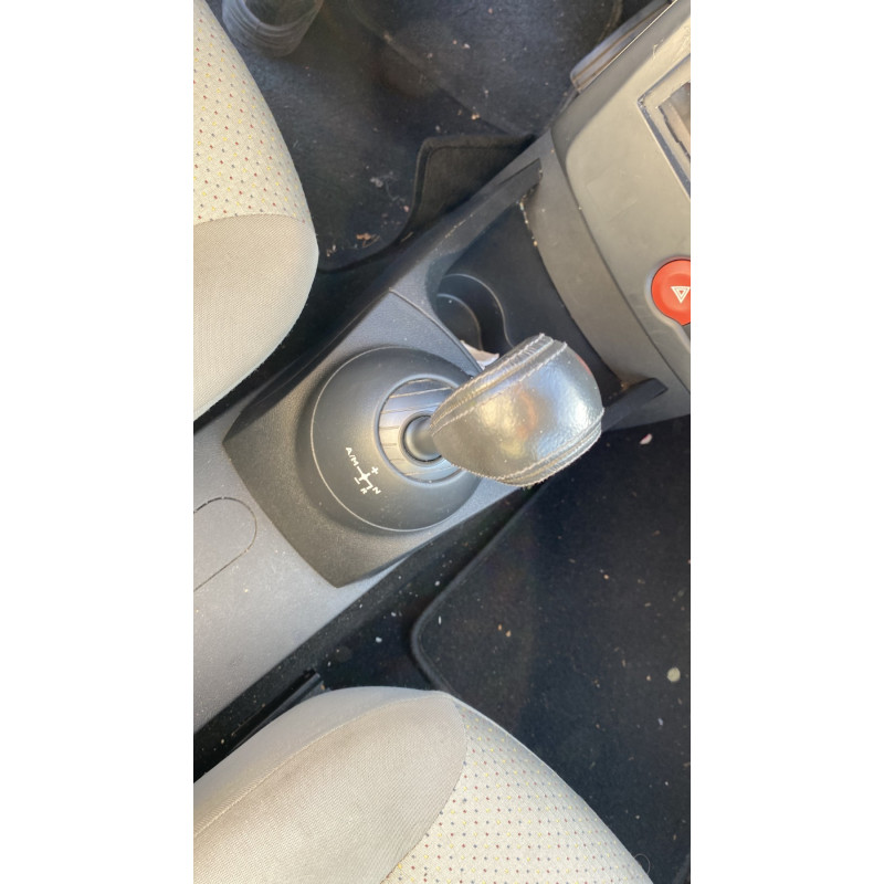 Feu arriere principal gauche (feux) RENAULT CLIO 3 Photo n°20