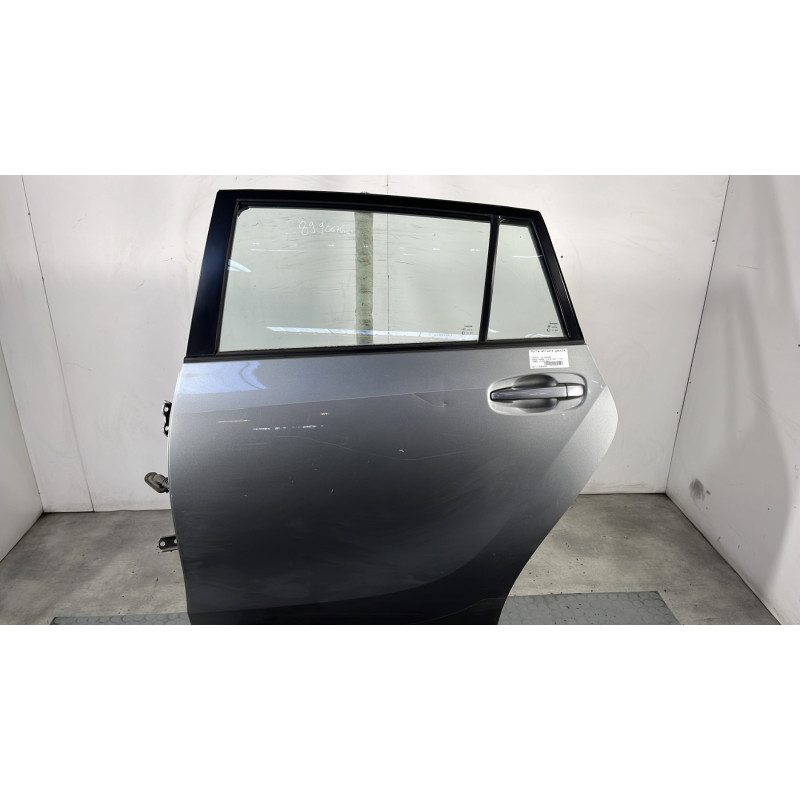 Porte arriere gauche TOYOTA VERSO Photo n°1