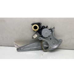 Leve vitre electrique arriere droit TOYOTA VERSO Photo n°1