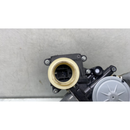Leve vitre electrique arriere droit TOYOTA VERSO
