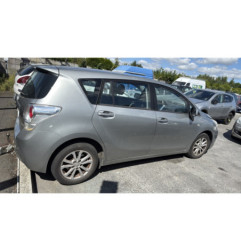 Traverse superieure TOYOTA VERSO