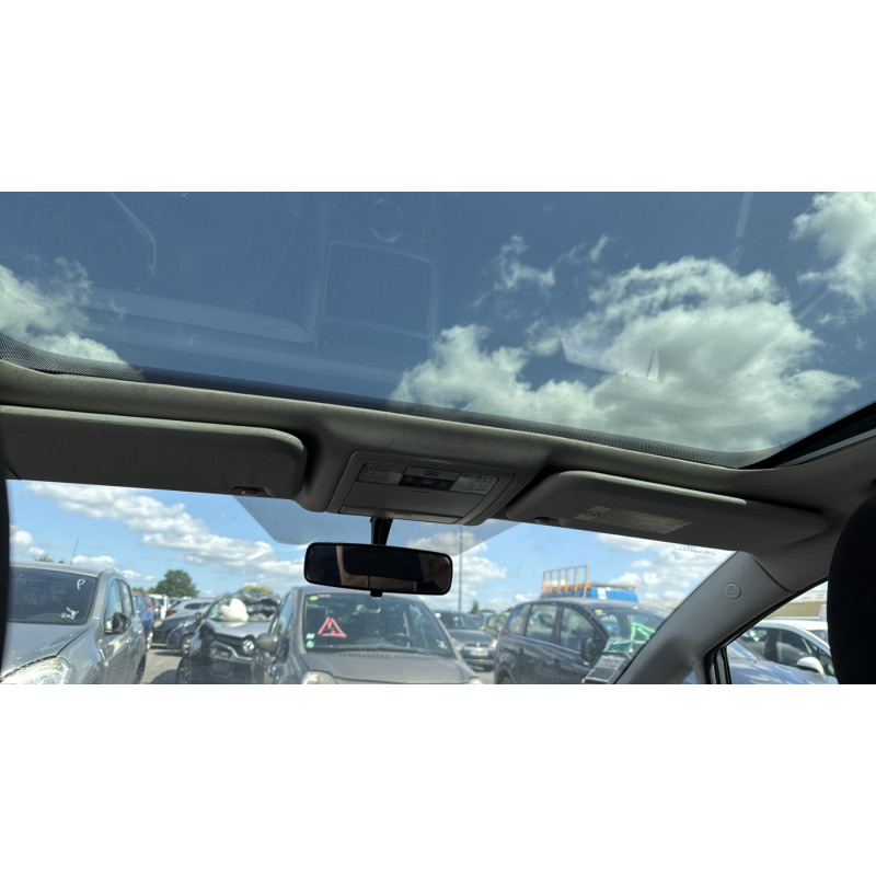 Traverse superieure TOYOTA VERSO Photo n°18