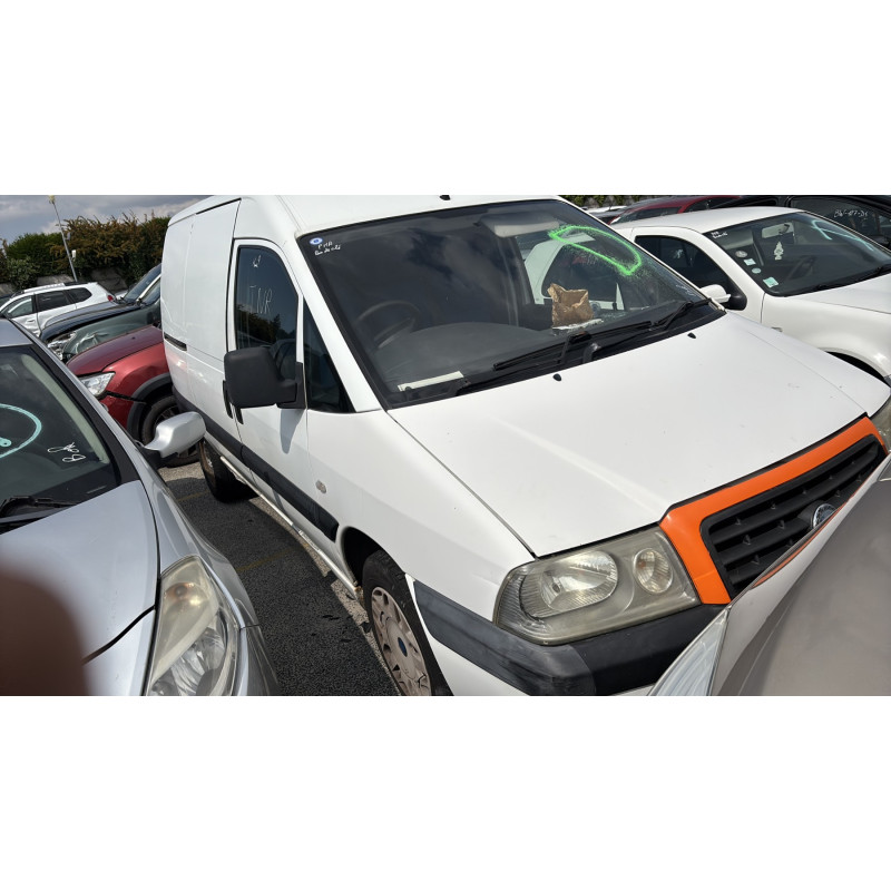 Pare choc avant FIAT SCUDO 2 Photo n°12