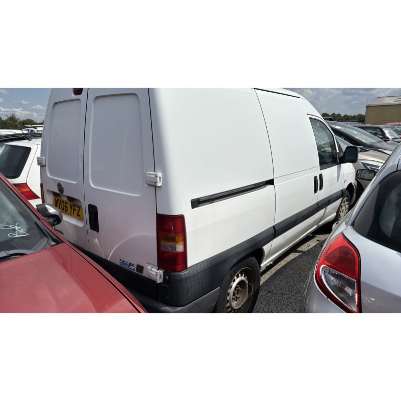 Pare choc avant FIAT SCUDO 2 Photo n°13