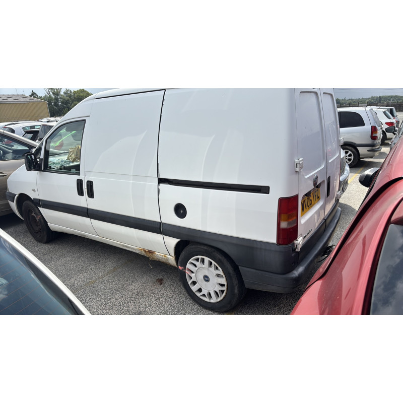 Pare choc avant FIAT SCUDO 2 Photo n°14