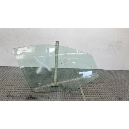 Vitre avant droit FIAT PANDA 2 Photo n°1